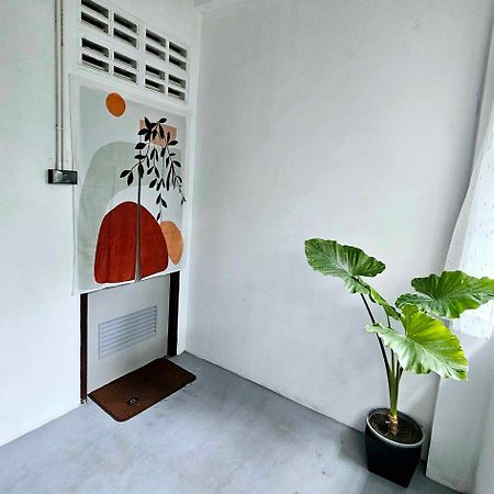 Kaneang Apartment-กันเองอพาร์ทเมนท์ Pantai Jomtien Bagian luar foto