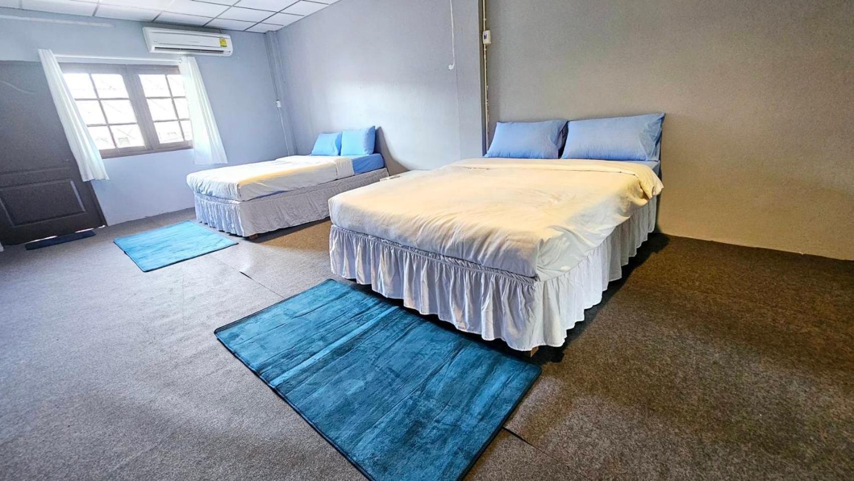Kaneang Apartment-กันเองอพาร์ทเมนท์ Pantai Jomtien Bagian luar foto
